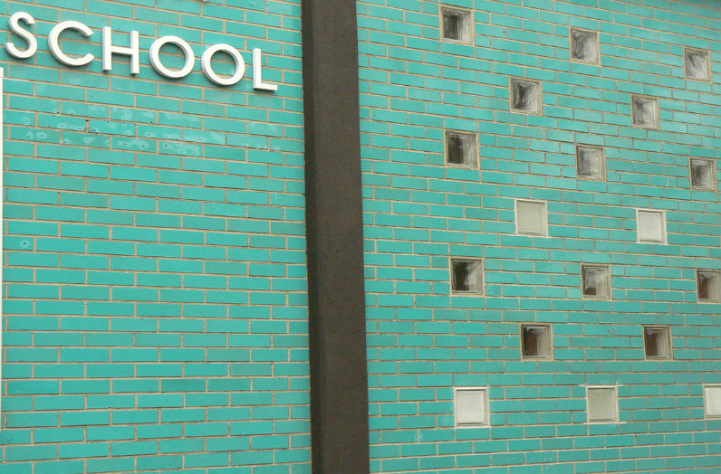 Suministro de socorro en locales de pública concurrencia