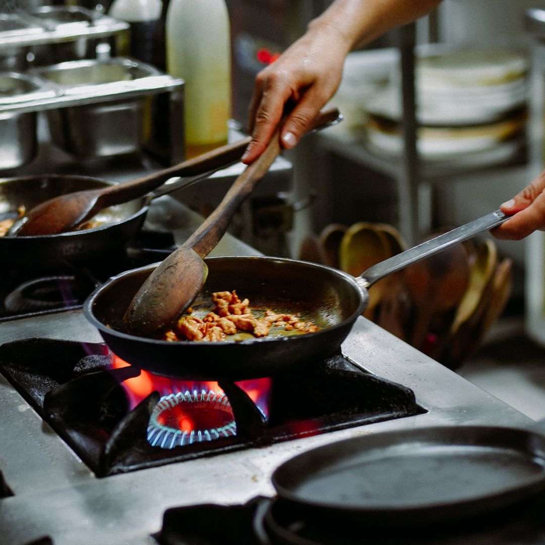 Proyecto de Instalación Receptora de Gas Natural en Cocina de Restaurante