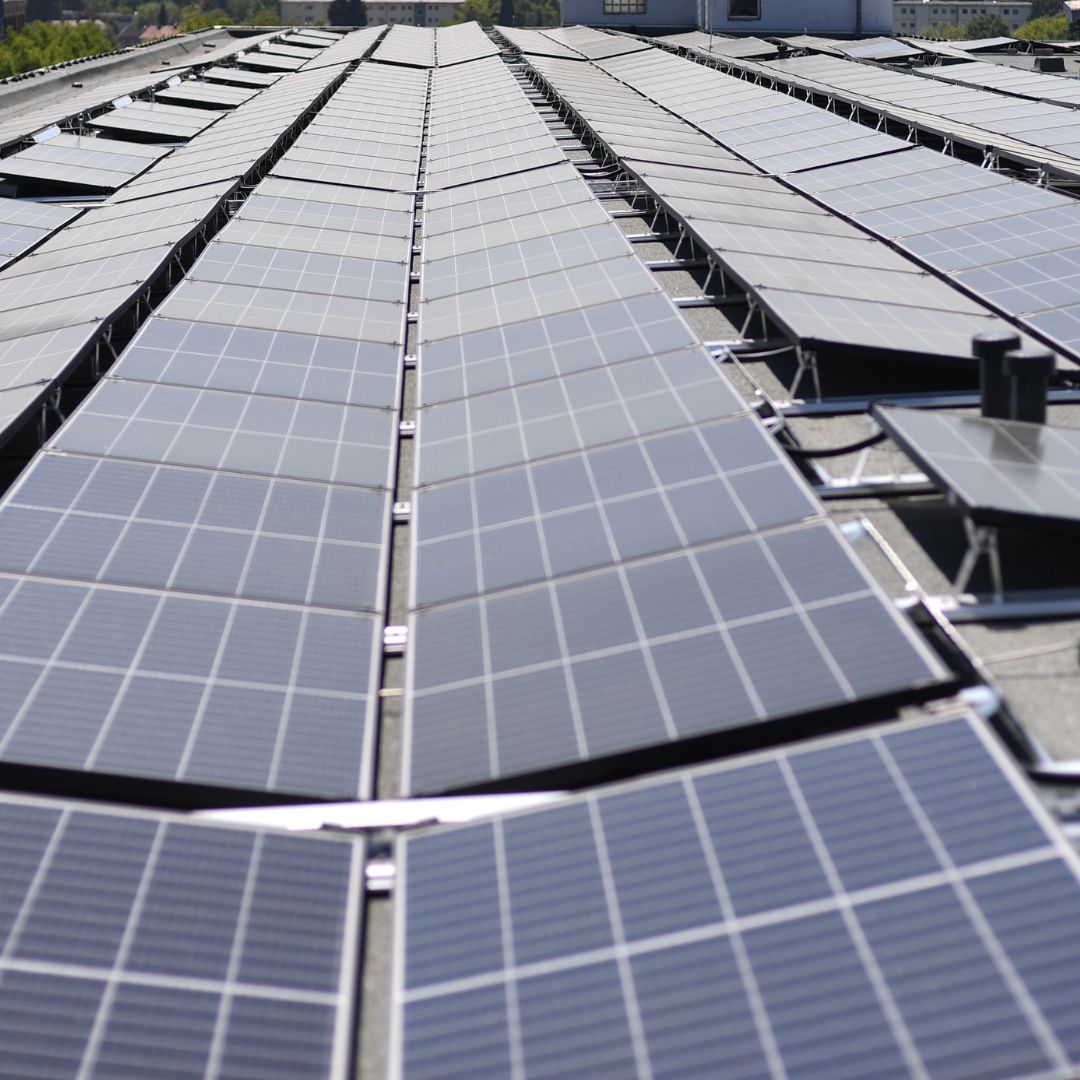 Proyecto de Instalación Fotovoltaica de Autoconsumo 80kw en Cubierta de Nave Industrial