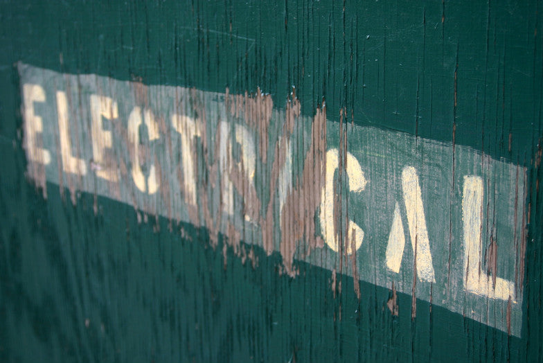 Antigüas Instalaciones Eléctricas de BT sin Registro ni Inscripción  en la Dirección General